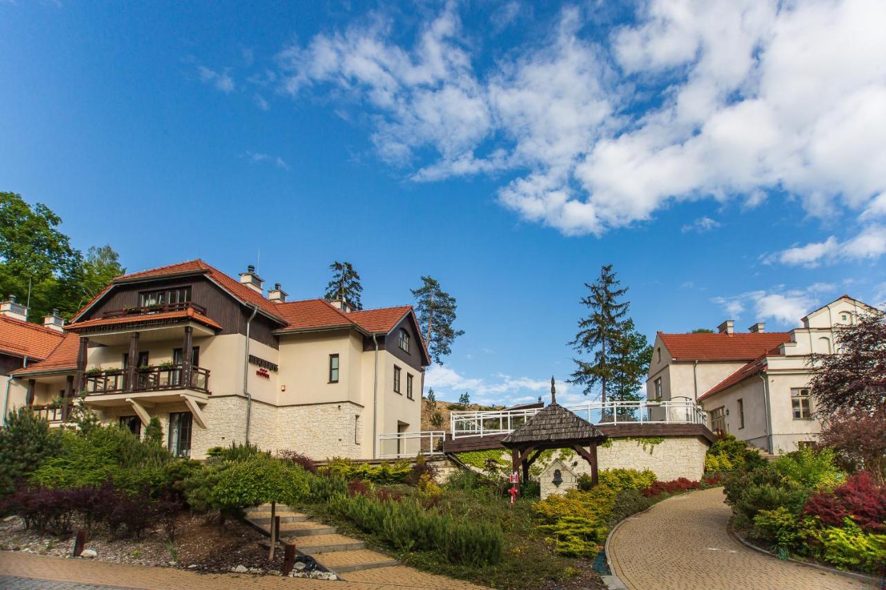 Berberys Park Hotel カジミエシュ・ドルニ エクステリア 写真